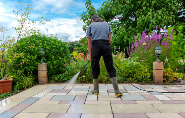 Best Residential Pressure Washing in Calverton, NY
